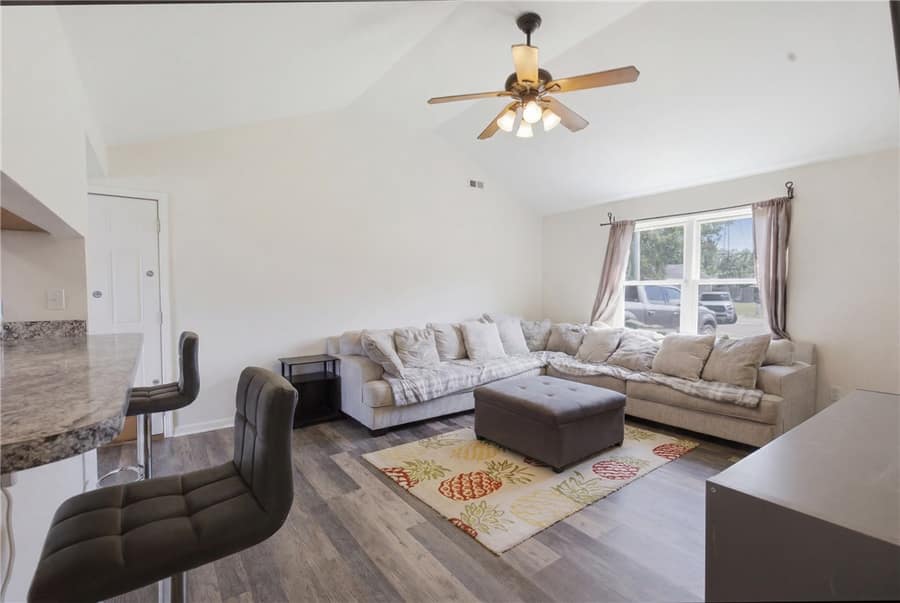 Property photo 12